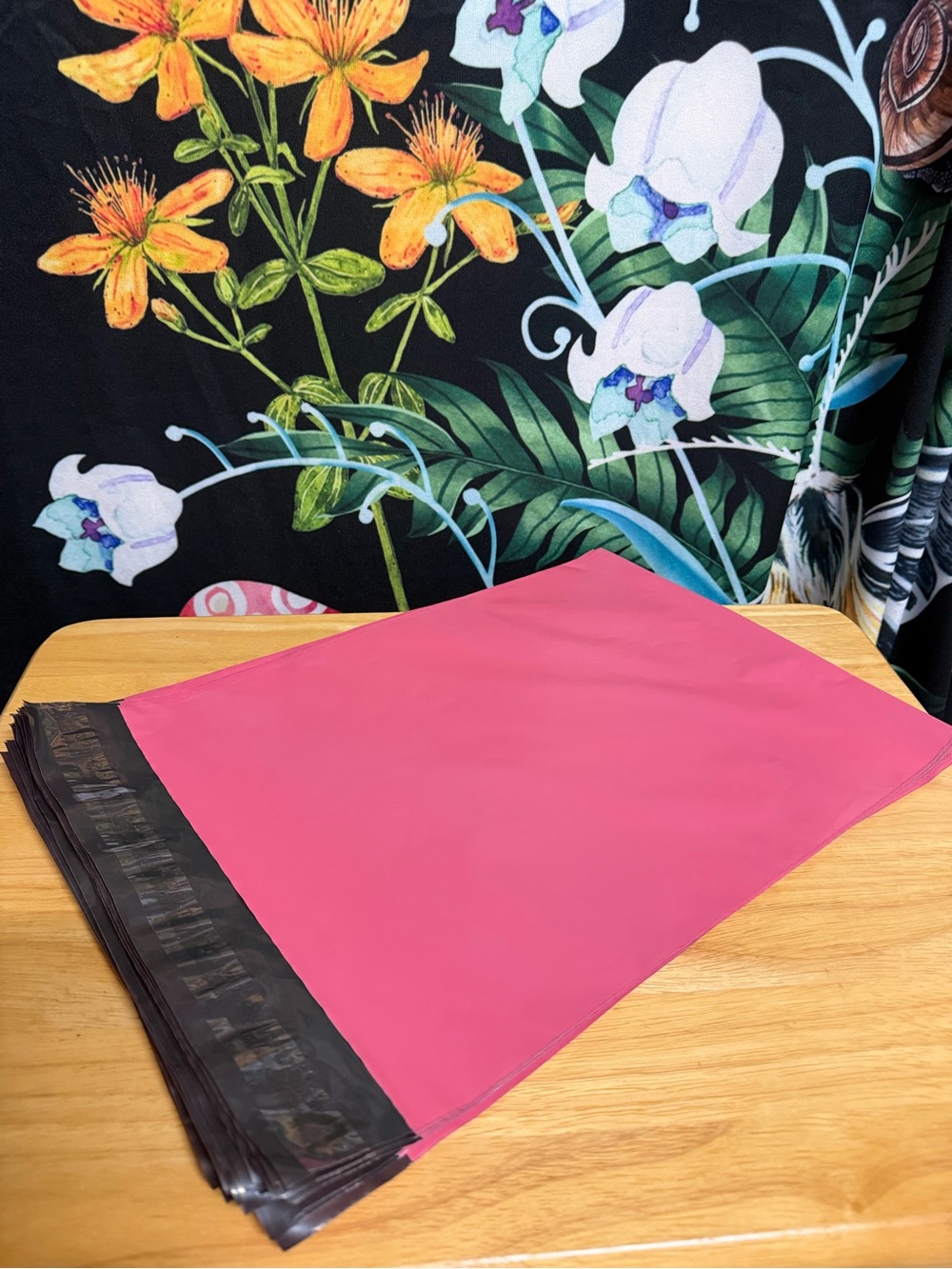 10X13 Hot Pink Poly Mailers